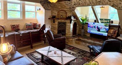 "Mt. Joe" Apt. w/Scenic Views w 2 Beds & W&D