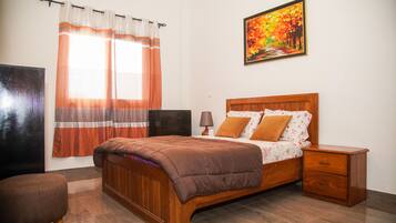 1 chambre, coffres-forts dans les chambres, fer et planche Ă repasser