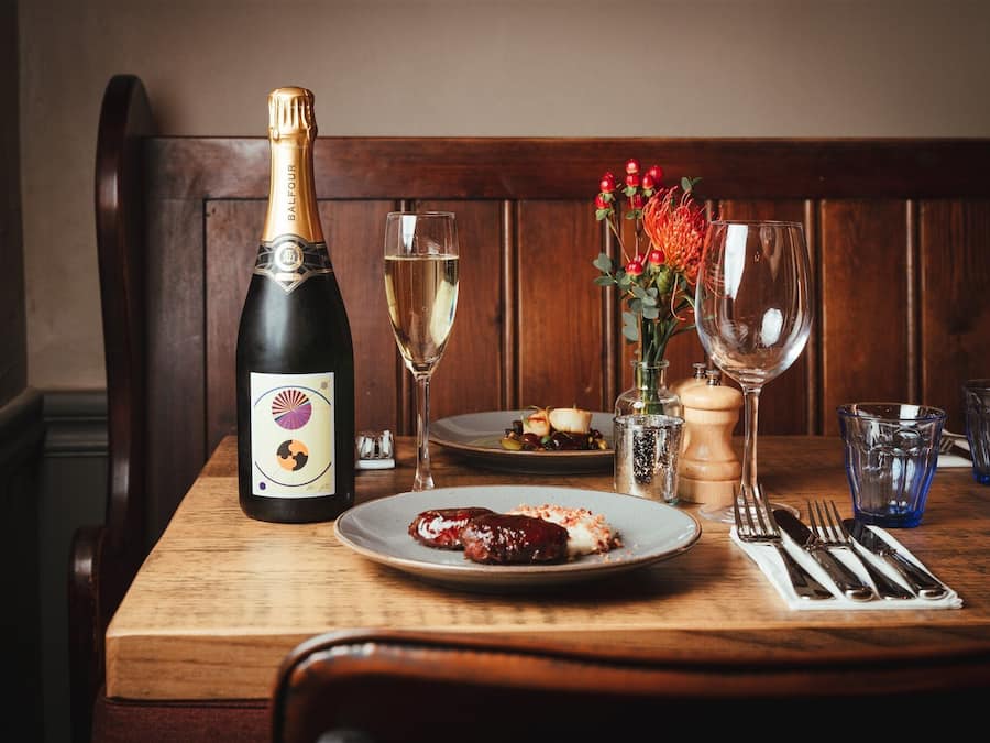 Thức ăn và đồ uống