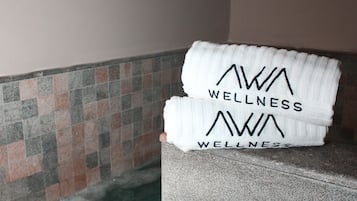 Sauna, hot tub, steam room, hot stone massages, Swedish massages