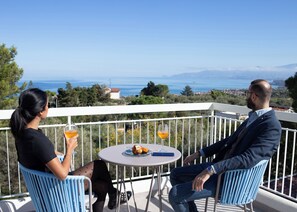 Rooftop terrace - Hotel Principe Alogna & SPA (Altavilla Milicia)