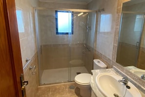 Bathroom - Sea View 2-bed Apartment Cabo Roig Costa Blanca (Orihuela)