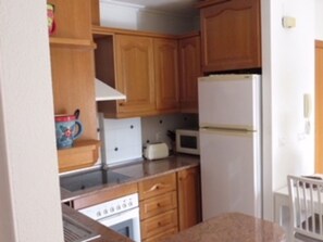Apartment, Multiple Beds | Bathroom | Combined shower/tub, deep soaking tub, hair dryer, towels - Sea View 2-bed Apartment Cabo Roig Costa Blanca (Orihuela)