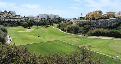 CS136 Entire rental unit - close to all amenities - Riviera del Sol, Mijas Costa