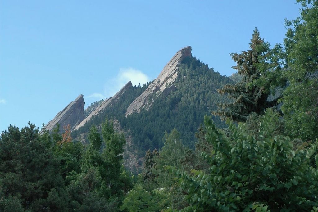 3 bedroom suite in Chautauqua Park neighborhood