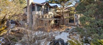 3 bedroom suite in Chautauqua Park neighborhood