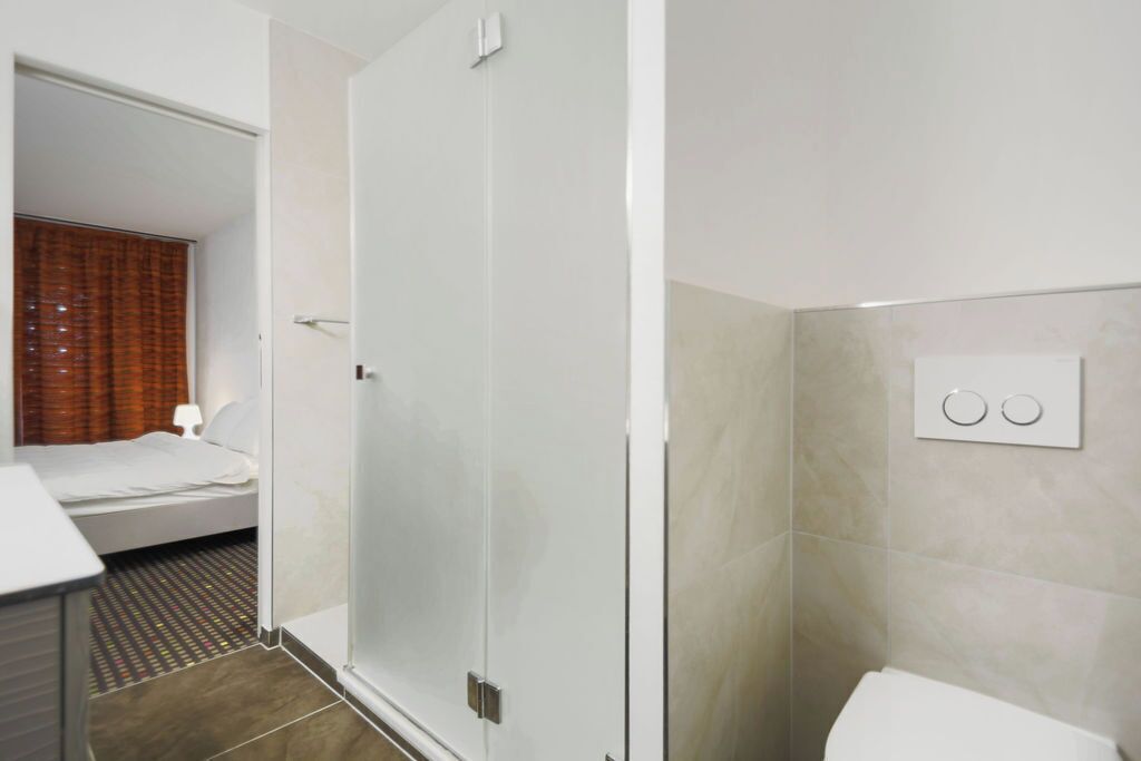 Standard Single Room | Bathroom | Shower, hair dryer, towels, soap