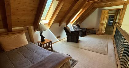 Secluded Luxury Lodge overlooking private 57 acre in Hocking Hills Region