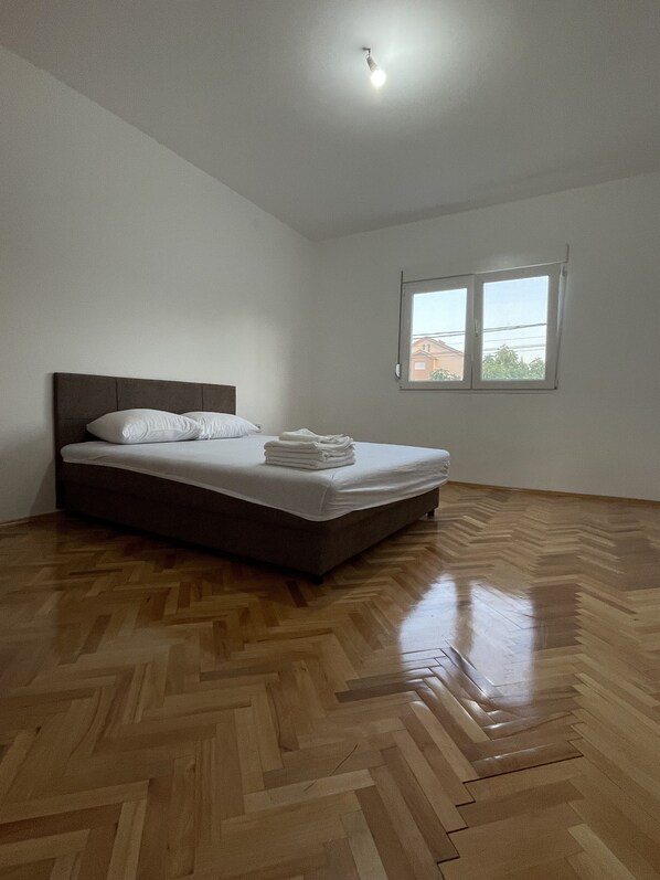 1 habitación y wifi 