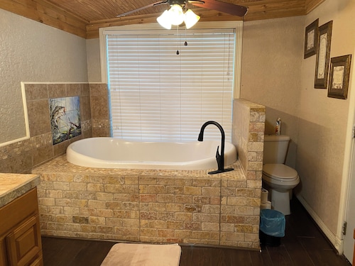 Waterfront 2 bedroom home- South Toledo Bend