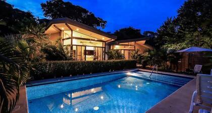 55% OFF NOW Boutique 2BR w/ Pool~Daily Service, Walk to Beach