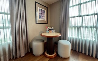 Habitación estándar, 1 cama de matrimonio grande | Caja fuerte, wifi gratis, ropa de cama