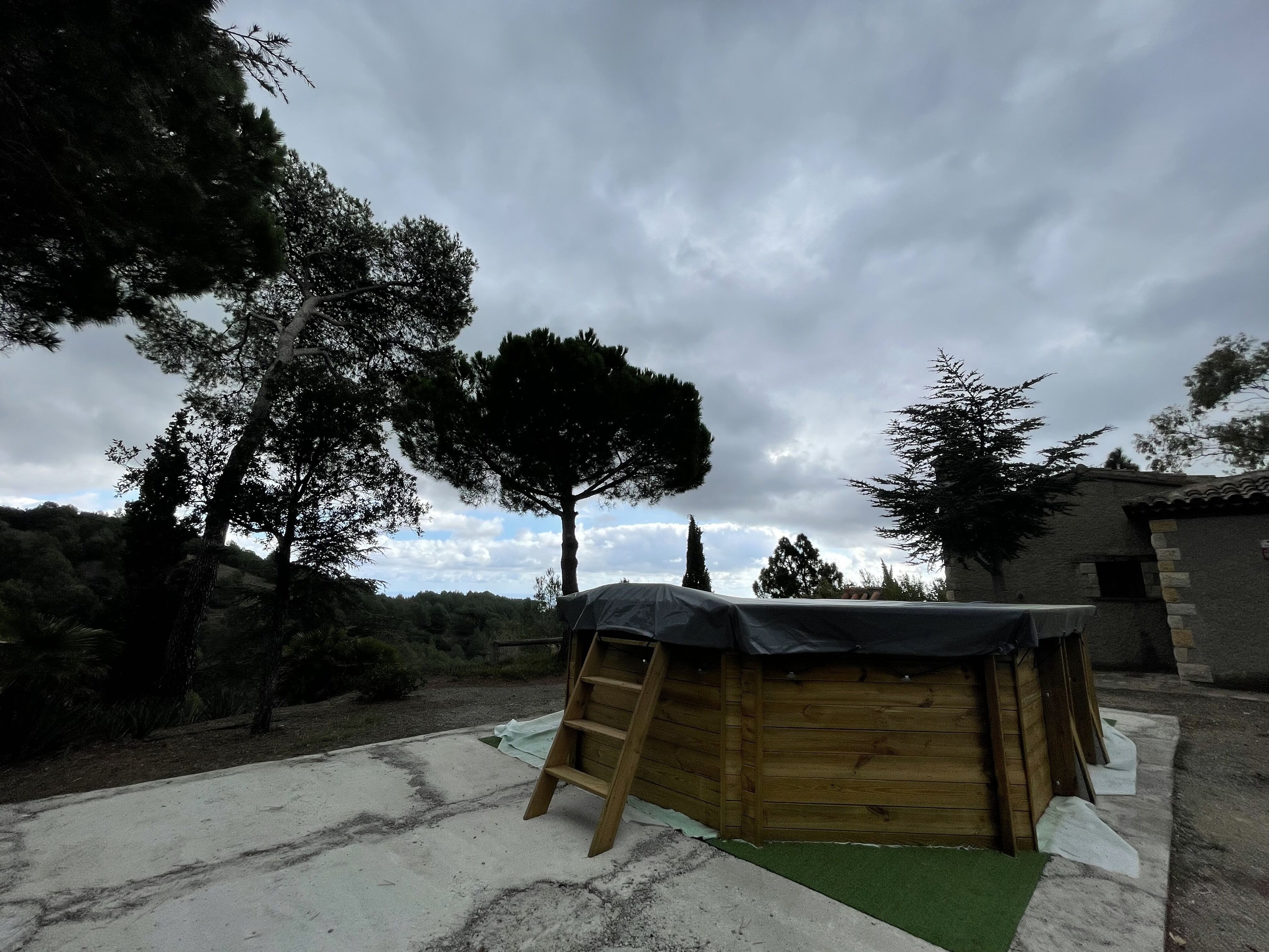 Bain à remous extérieur