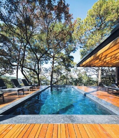 Espectacular Casa con Lujo Total En Valle