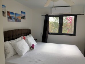 2 habitaciones, escritorio, tabla de planchar con plancha y wifi gratis