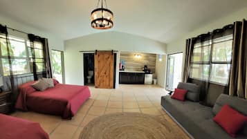 1 bedroom, travel crib, bed sheets