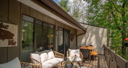 Lake Fairfield Hideaway