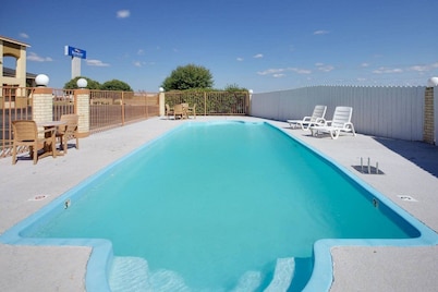 Baymont by Wyndham Terrell