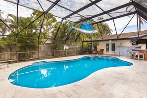 Outdoor pool, a heated pool