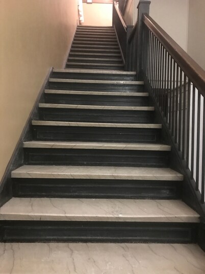 Classy Retro Suite "Preferred Partner of Rail Explorers" Pets OK