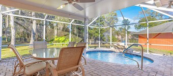 Pool Home Close to WEC, FAST,  All Springs, Downtown Ocala & College Central FL