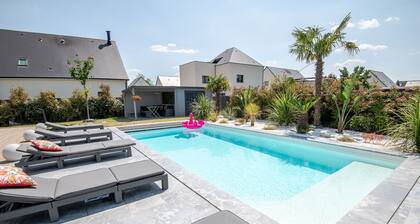 Beautiful Cottage ⭐️⭐️⭐️⭐️ with Swimming Pool near Tours