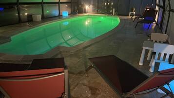 Piscine couverte, piscine extérieure