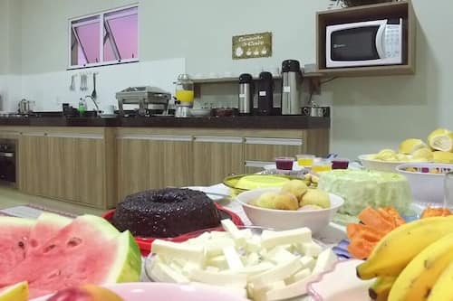 Desayuno de autoservicio incluido todos los días
