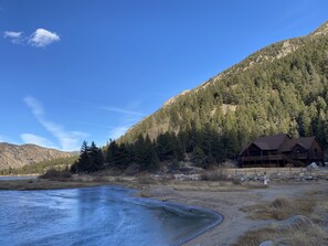 Lakefront Home 