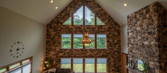 The Mountain Lodge | 8 Bed, 3.5 Bath