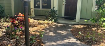 Private Cozy Home built in 1966 -  with Fireplace & Butterfly Garden