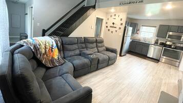 Smart TV, fireplace, Netflix, books