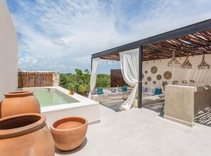 2 albercas al aire libre y camas balinesas gratuitas