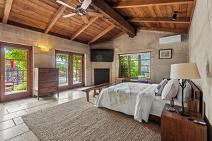 5 chambres, bureau, Wi-Fi, draps fournis