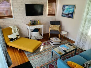 Smart TV, books
