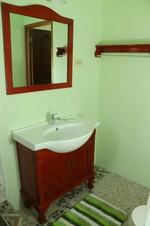 Cottage | Bathroom | Shower, towels - Stoney Gate Cottages (Negril)