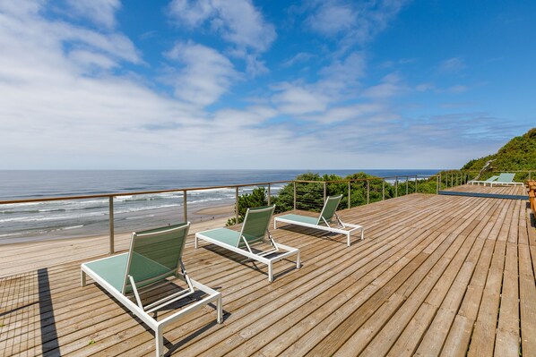 Sun deck