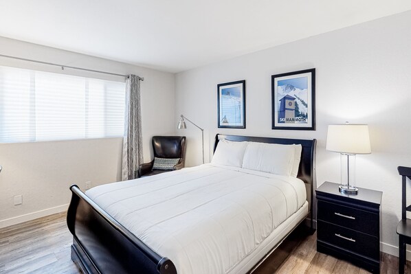 1 bedroom, Internet, bed sheets, wheelchair access