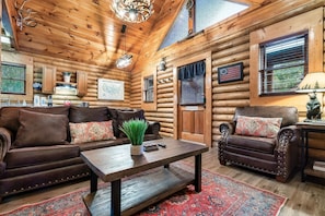 Een smart-tv en een open haard