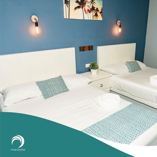 Standard Double Room | Free WiFi, bed sheets