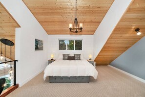 3 عدّة غرف نوم ومكتب ومكواة/لوح كي وواي فاي مجانًا