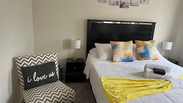 1 bedroom, desk, iron/ironing board, WiFi
