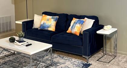 ✭ Private One Bedroom ✭ Minutes from Center City ✭ Ideal for Long Stays ✭