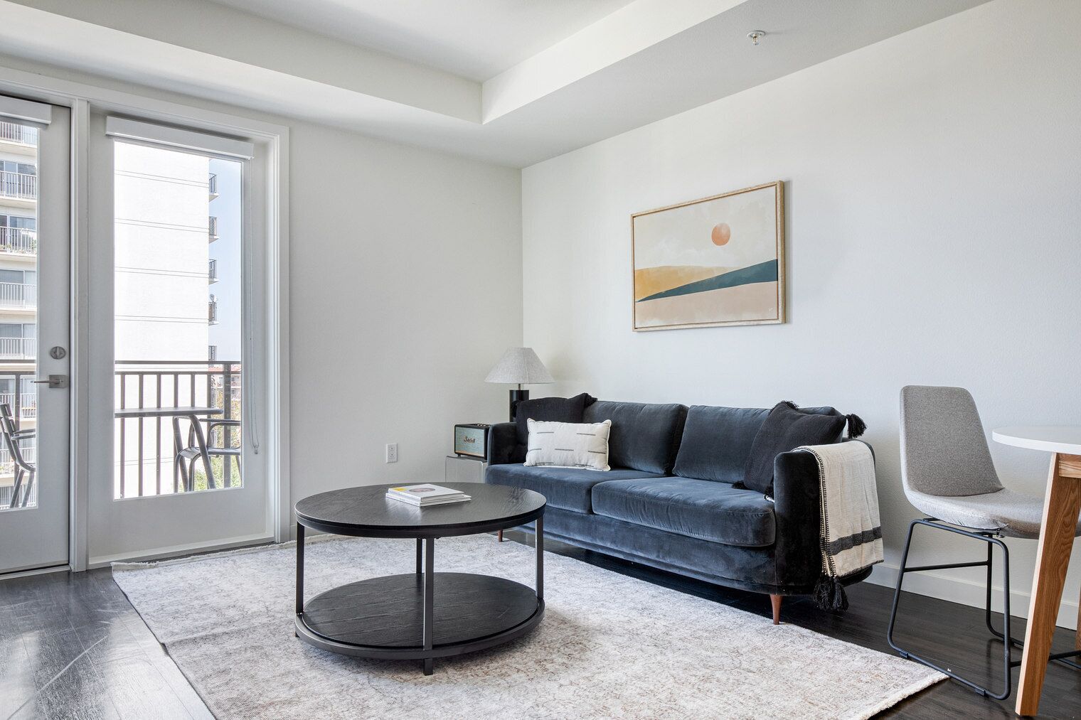 Modern Long Beach Studio w/ Pool & Gym, walk to Ocean Blvd, by Blueground