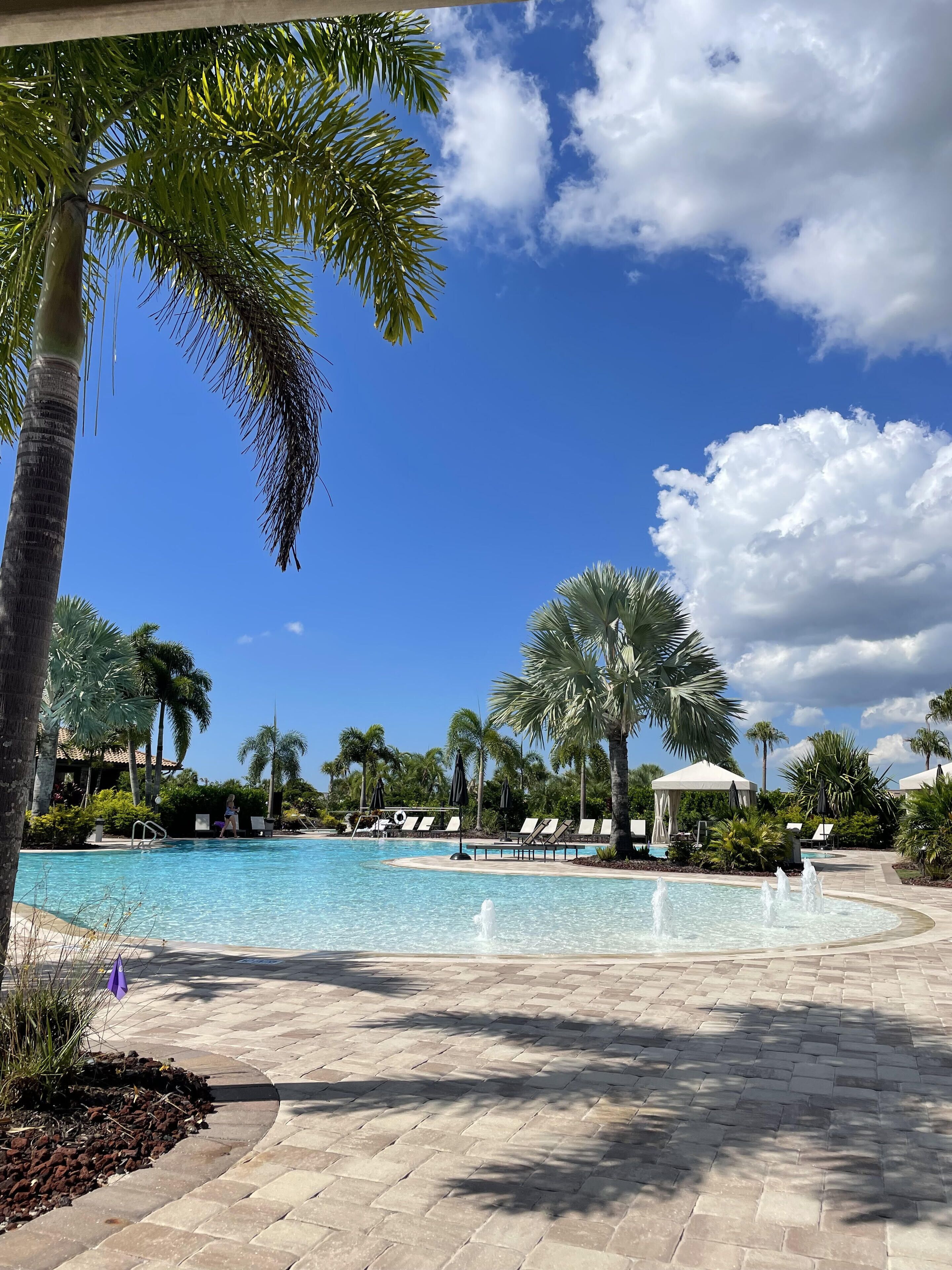 Piscine extérieure, piscine chauffée