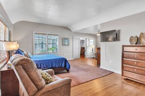 3 habitaciones, escritorio, cuna de viaje y wifi gratis 