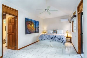 2 bedrooms, desk, iron/ironing board, travel cot