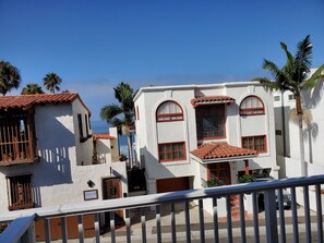 Unclassified image, 4 of 12, button - Coronado Two Bedroom Suite - (Non-View) (San Clemente)