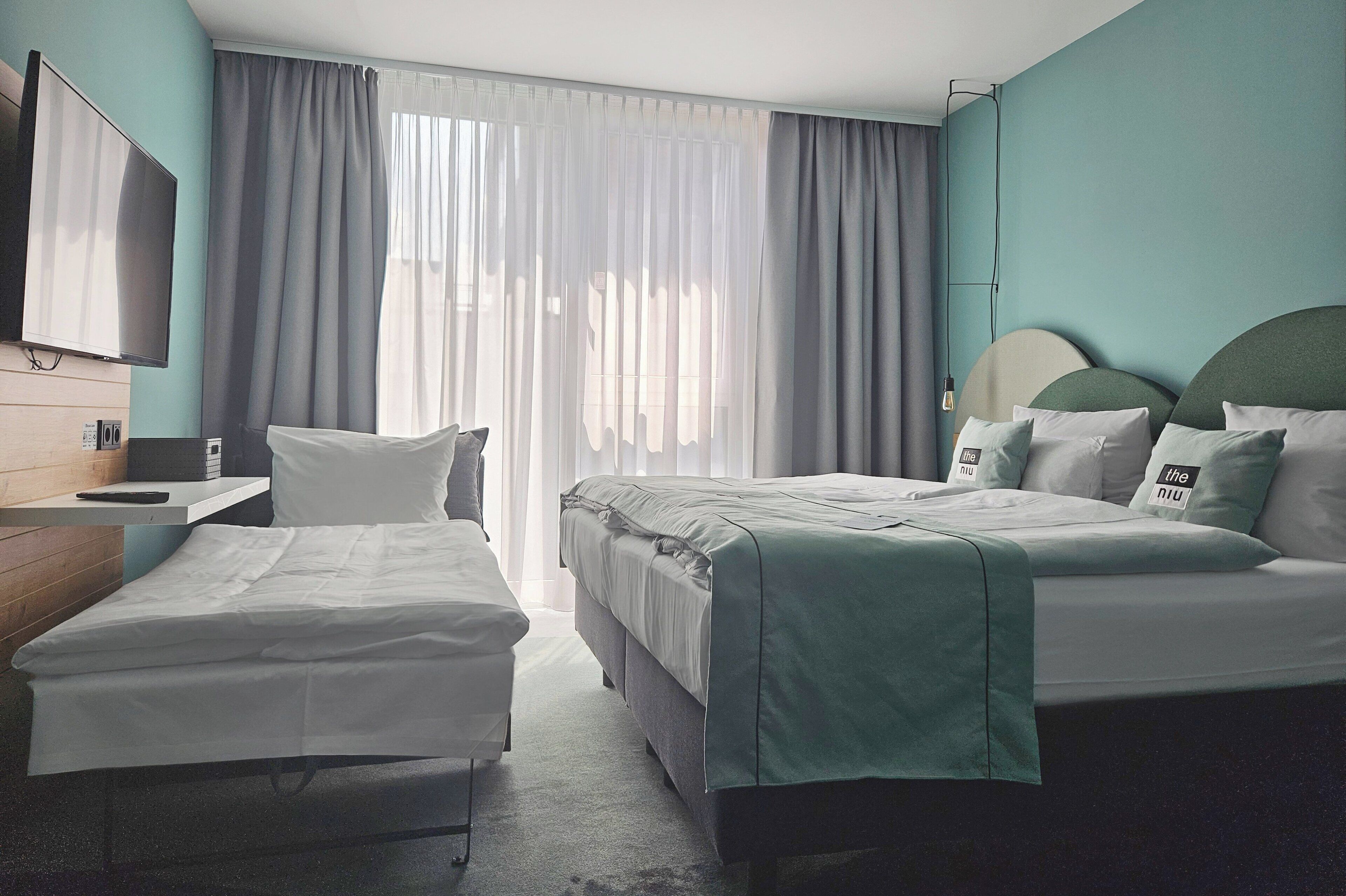 in-room safe, desk, soundproofing, free wifi