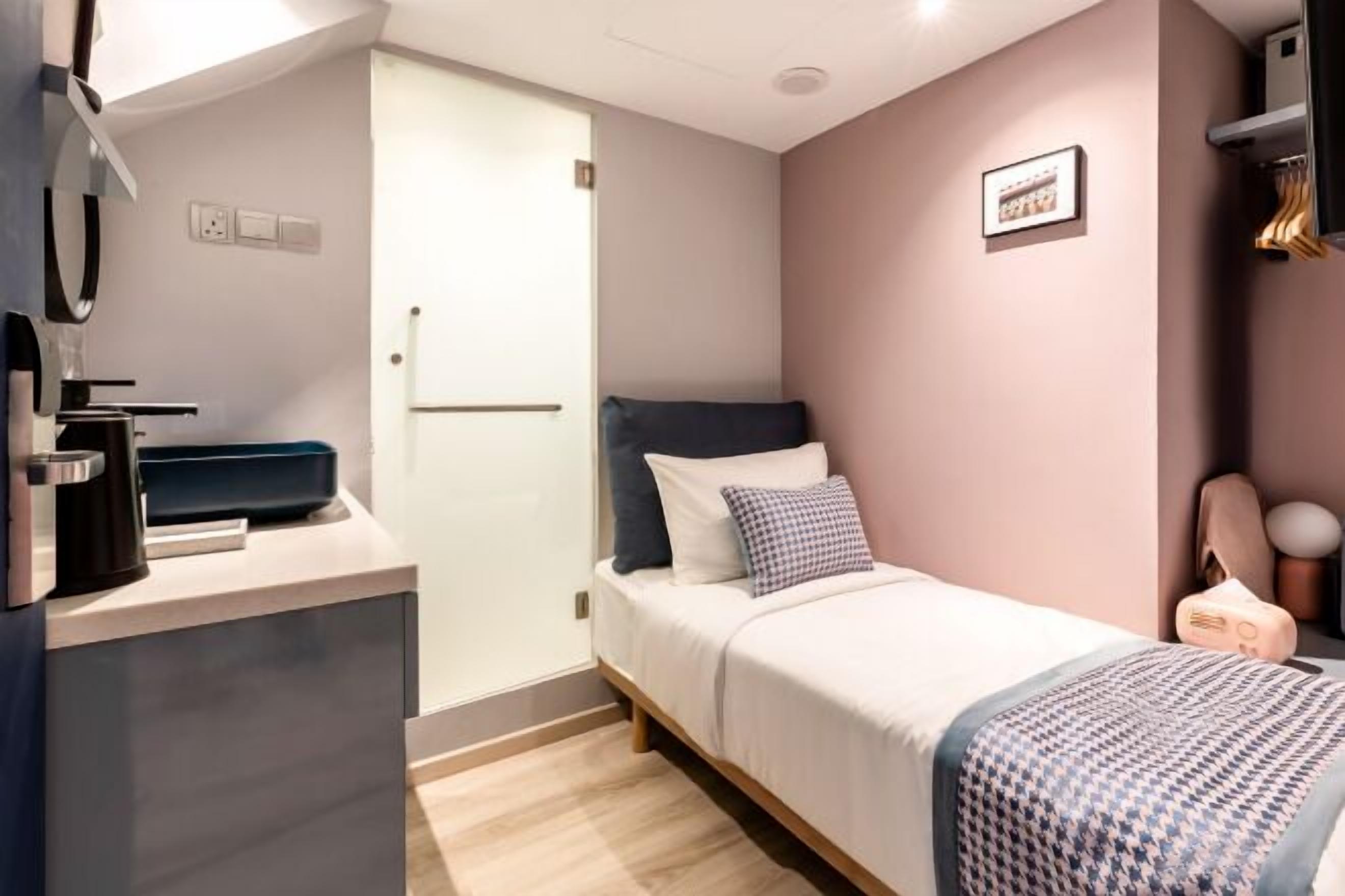 In-room safe, desk, laptop workspace, blackout drapes